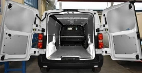 pavimento furgoni OPEL VIVARO 2019  L1 H1 02a