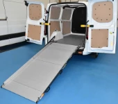 Pedana di carico estesa nel vano del Transporter