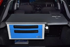 Punto van attrezzata da Syncro System con cassettiera metallica