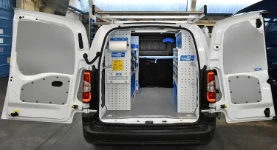 01_Citroen Berlingo con allestimento Syncro System per elettricista