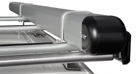 Dettaglio sportellino di forma aerodinamica