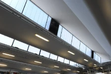 Finestre sul tetto di Francom per sfruttare al massimo l'illuminazione naturale 