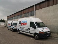 Furgoni allestiti a Bologna