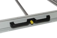 Maniglia per slitta estraibile