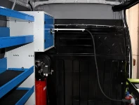 Particolare dell'interno del Daily attrezzato per macchine agricole