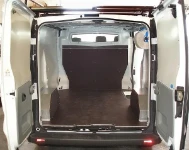 Pianali e pannellature interne per Primastar