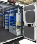 Scaffalature trasparenti su Ducato per quadrista elettrico