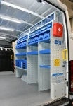 Ripiani con contenitori ed estintore per Iveco Daily