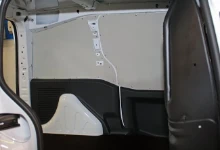 NV250 con rivestimento interno in legno e lamiera