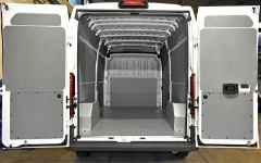 Rivestimento interno e allestimento con valige per Citroen Jumpy