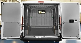 Rivestimento interno e allestimento con valige per Citroen Jumpy