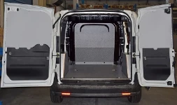 Rivestimento interno e allestimento con valige per Citroen Jumpy