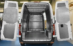 Rivestimento interno in legno e lamiera e portatutto per Jumpy
