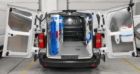 Scaffali e rivestimenti in alluminio per Fiat Scudo