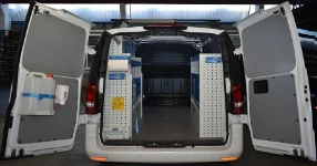 SCAFFALI FURGONE SU MERCEDES VITO 2015 L2 H1 06a
