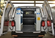 TRASFORMAZIONE FURGONE SU VOLKSWAGEN TRANSPORTER T6 2003 L1 06a